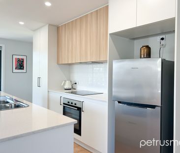 Fully Furnished Property on Amundsen - Photo 4