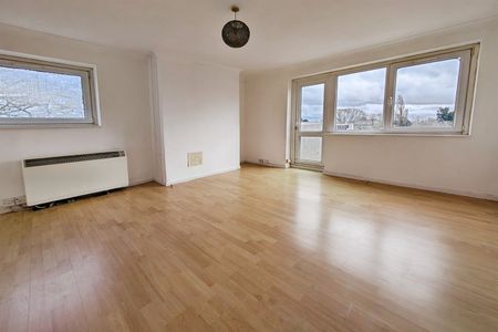 Paignton Road, SO16 - Photo 2