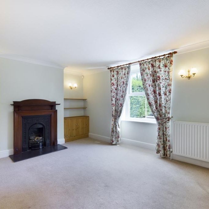 2 bedroom terraced house to rent - Photo 1