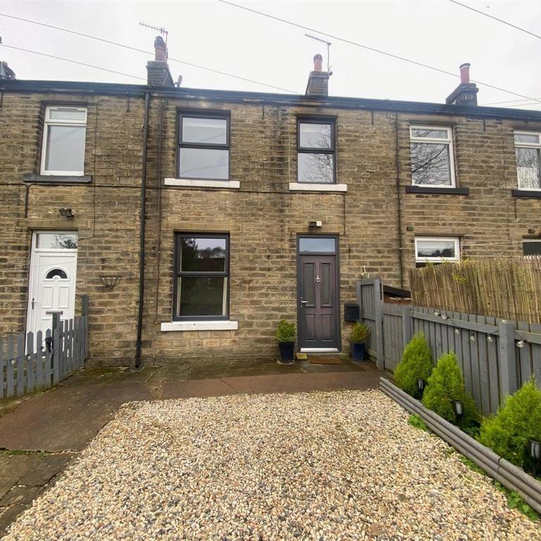 2 bedroom terraced house to rent - Photo 1
