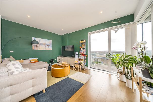 Handley Drive, Kidbrooke, London, SE3 9BW - Photo 1