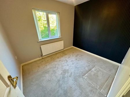 15 Glenmount Drive, Newtownabbey, BT36 7QQ - Photo 5