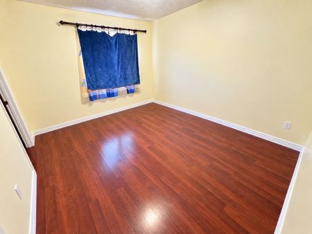 For Lease - 1132 Glen Valley Road, Oakville, Ontario - Photo 3