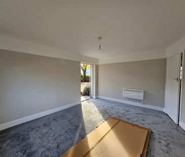 2 bedroom property to rent - Photo 1