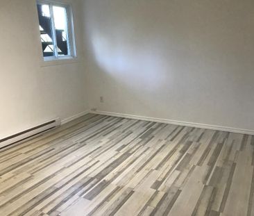 Grand 4 1/2 Val-Bélair - Photo 4