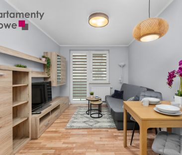 Przytulne mieszkanie 36 m2 z osobną sypialnią i balkonem os. Piastó... – zdjęcie 1
