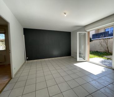 T2 Fonbeauzard - Photo 1