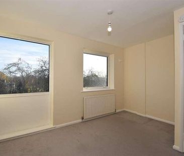 Cranbourne Close, Horley, RH6 - Photo 6