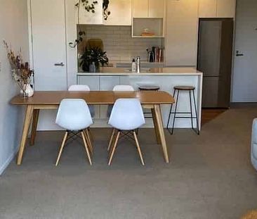2-bedroom apartment with deck, parking and storage - Photo 4