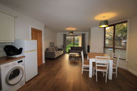 Apartment to rent in Limerick, Newtown - Photo 2