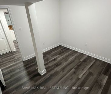 Property For Lease | W8017952 - Photo 1