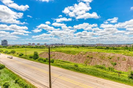 For Lease - 3200 William Coltson Avenue Unit# 520, Oakville, Ontario - Photo 4