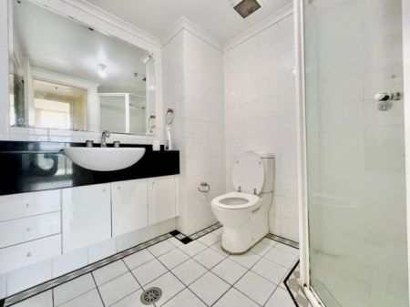 1 bed 1 bath - Photo 5