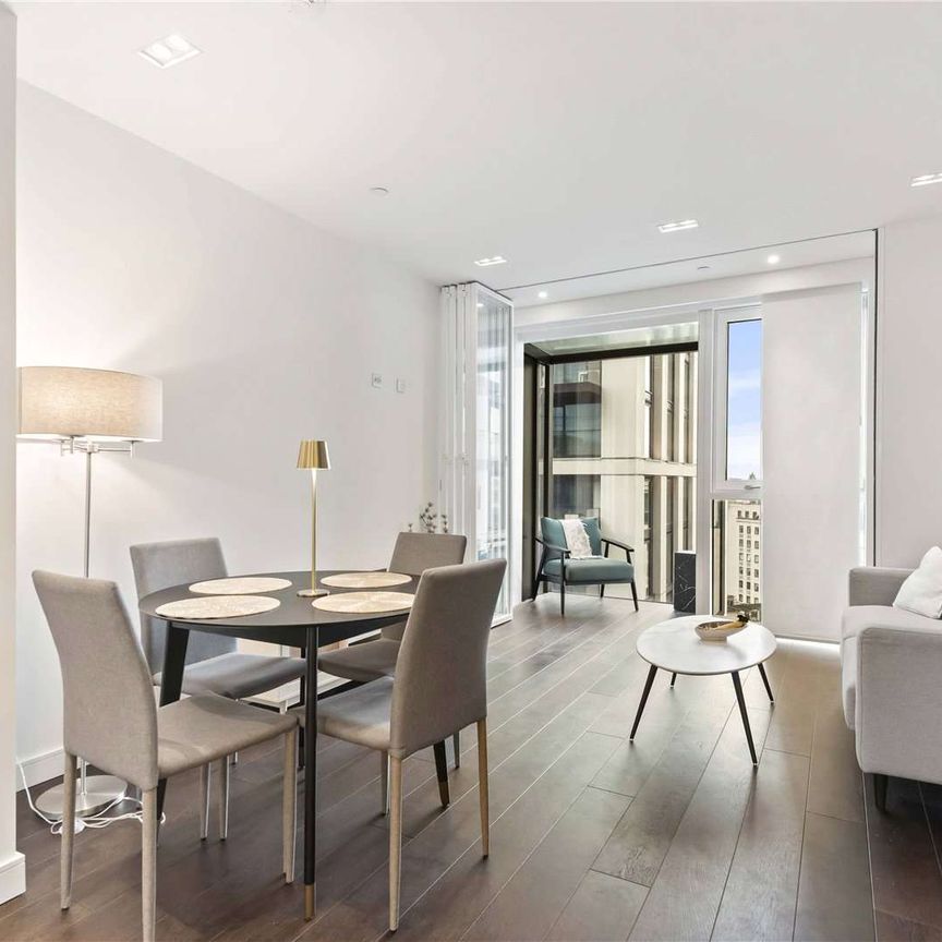 A modern 2 bedroom apartment on the 13th floor of Casson Square. - Photo 1