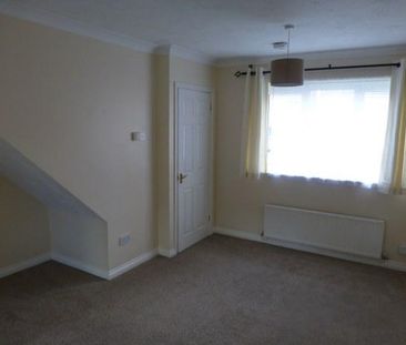 2 bedroom semi-detached house to rent - Photo 5