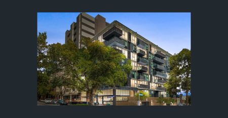 Modern One-Bedroom Apartment in Prime North Melbourne Location - Photo 4