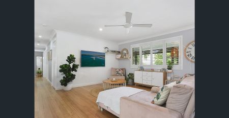 Coastal Living in Sunrise Beach - Photo 2