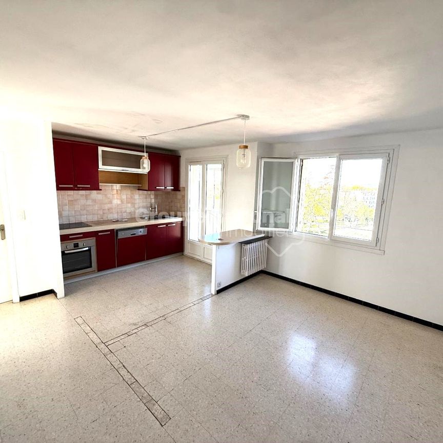 LE PONTET, appartement type 3, 74 m², - Photo 1