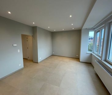 Appartement te huur - Foto 1