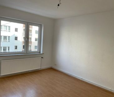 Hannover-Mitte/Südstadt, 2 Zimmer mit Balkon, renovierter Zustand i... - Photo 1