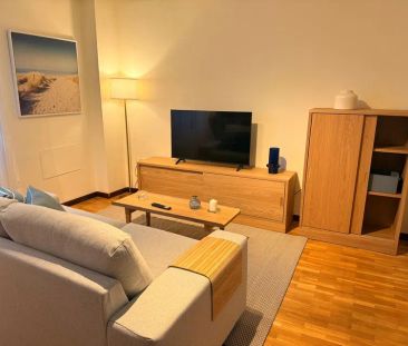 Alquiler de piso en Ciudad Naranco-Prados de La Fuente - Photo 2