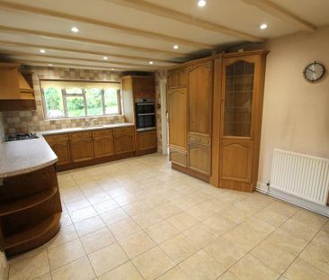 3 bedroom detached house to rent - Photo 4
