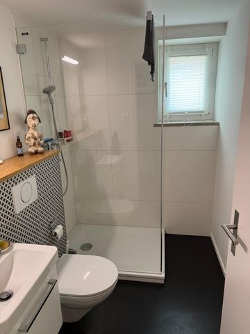 MAISON DE 6 PIÈCES À BERNE - BÜMPLIZ, MEUBLÉE, TEMPORAIRE - Foto 4