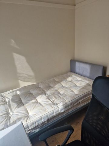 1 bedroom terraced house to rent - Photo 2