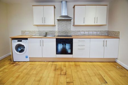 2 bedroom apartment to rent - Photo 4