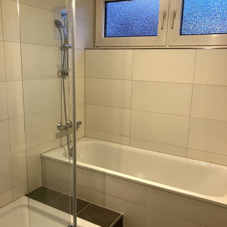 Heisinger Straße 483, 45259 Essen - Photo 1