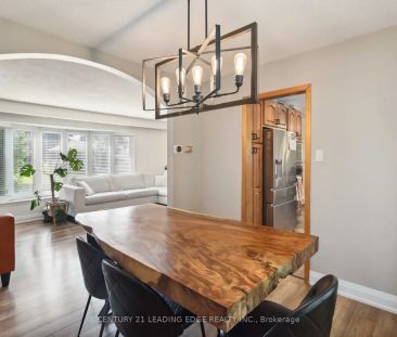 Detached Home For Lease | W9239445 - Photo 4