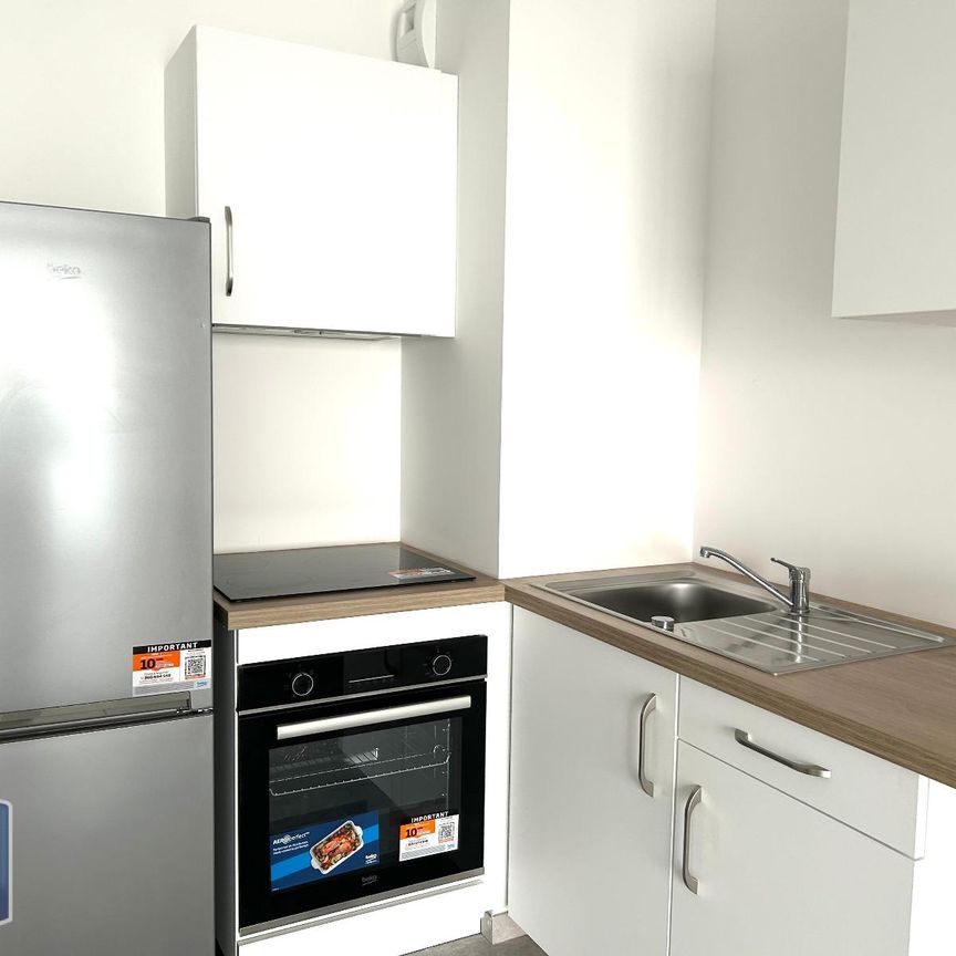 Location Appartement 1 pièce 32m² ST ETIENNE 42000 - Photo 1