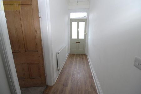 5 bedroom terraced house to rent - Photo 2
