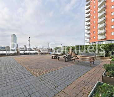 4 bedroom terraced house to rent - Photo 6