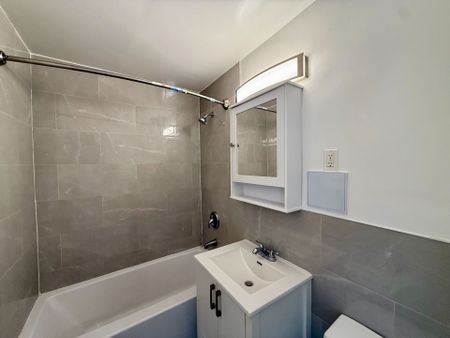 For Lease - 363 Lakeshore Road Unit# 103, Mississauga, Ontario - Photo 3