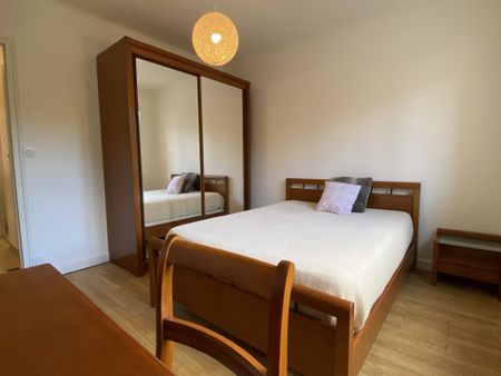 Location Appartement 3 pièces 74m² ANNECY 74000 - Photo 2