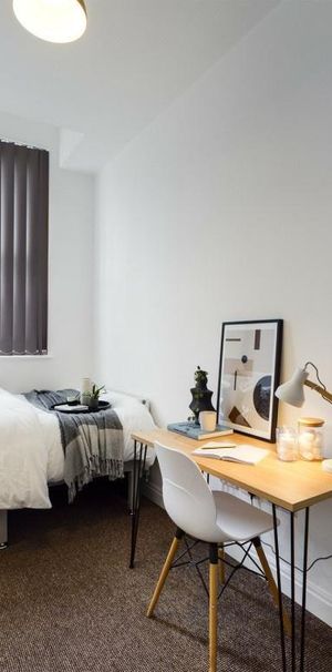 161 bedroom house share to rent - Photo 1