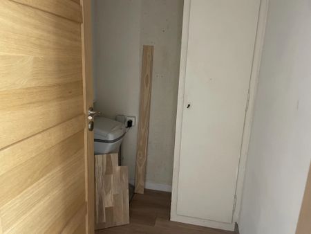 Location Appartement 4 pièces 95m² SALLANCHES 74700 - Photo 4
