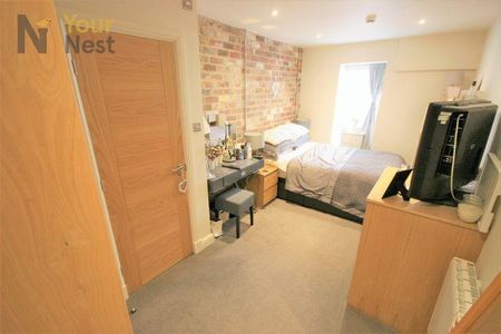 3 bedroom apartment to rent - Photo 5