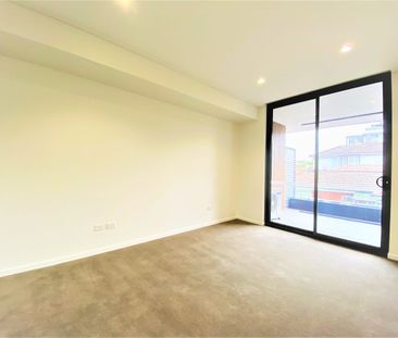 Newly Brand New Spacious 1bedroom apartment - Photo 4