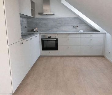 *Frisch modernisierte 3-Zimmer-Whg mit EBK ruhiger Lage von Magdeburg* - Photo 1