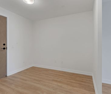 For Lease - 2300 St. Clair Avenue Unit# 311, Toronto, Ontario - Photo 4