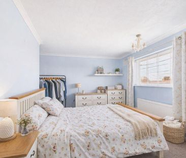 3 bedroom semi-detached house to rent - Photo 4