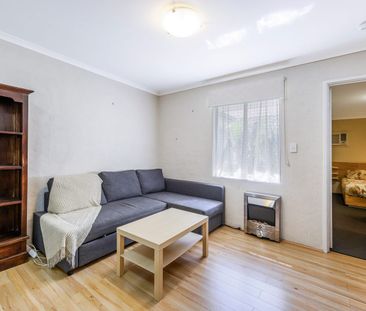 Fully Furnished 3 bedroom - Photo 3