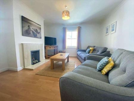 Bezant Place, Newquay, TR7 - Photo 2