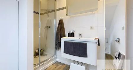 2 slaapkamers flat met terras - Photo 3