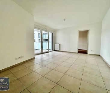 Location Appartement 3 pièces 56m² THONON LES BAINS 74200 - Photo 2