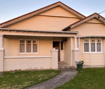 Classic West Preston Family Home - Bell Primary School Zone - Photo 6