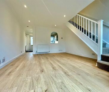 2 bedroom terraced house to rent - Photo 2