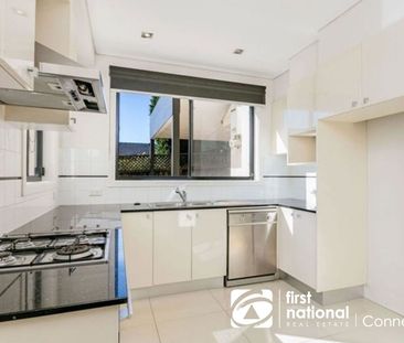 Contemporary, Suburban Sanctuary - Photo 4